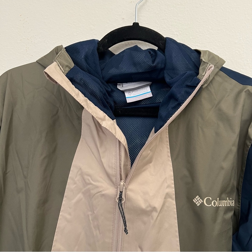 Columbia Rain Shell - image 5